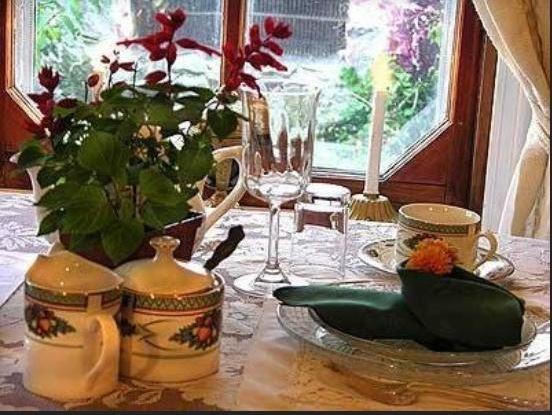 Isaac Hilliard House Bed And Breakfast Pemberton Restaurant foto